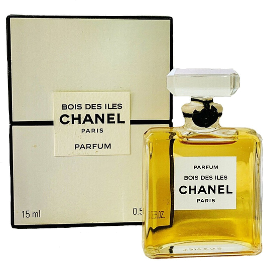 Chanel Bois des Iles