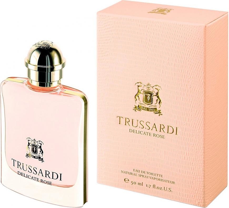 trussardi perfume rose